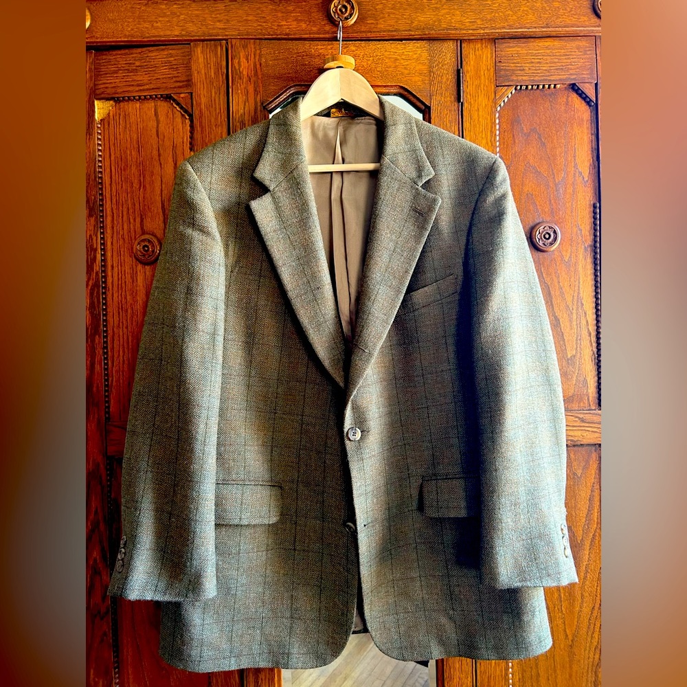 Brooks Brothers wool sport coat Green and light orange/brown plaid 42 regular.